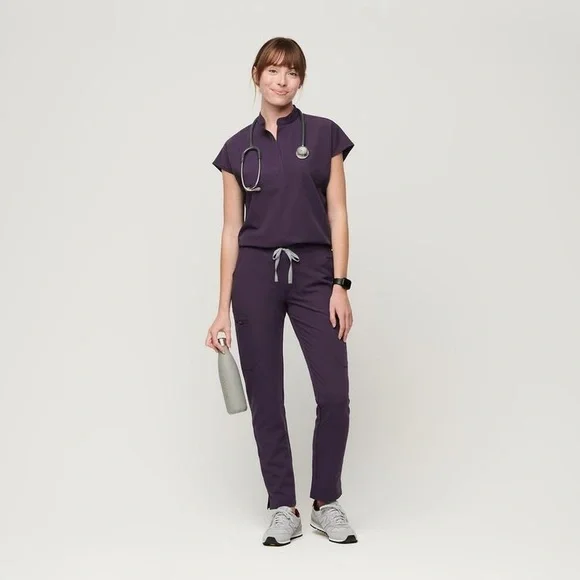 NWOT LIMITED EDITION Figs Rafaela Oversized Scrub Top - Purple Shadow (M) - Picture 2 of 6